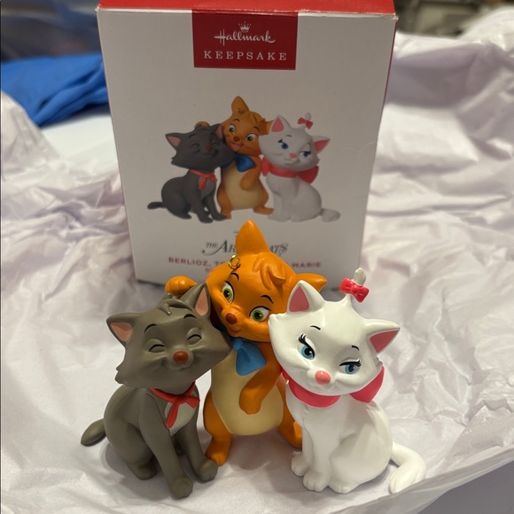 Disney 2025 Aristocats - Picture 5 of 8